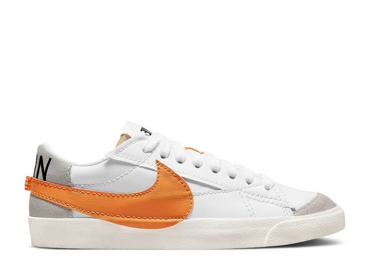 【 NIKE BLAZER LOW '77 JUMBO 'WHITE ALPHA ORANGE' / WHITE GREY FOG SAIL ALPHA ORANGE 】 ブレイザー ジャンボ アルファ 白色 ホワイト 灰色 グレー 橙 オレンジ スニーカー メンズ ナイキ 42,575円