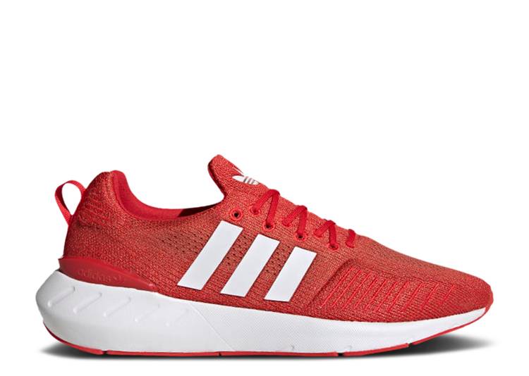 【 ADIDAS SWIFT RUN 22 'VIVID RED WHITE' / VIVID RED CLOUD WHITE ALTERED 】 アディダス ラン 赤 レッド 白色 ホワイト スニーカー メンズ|スニケス