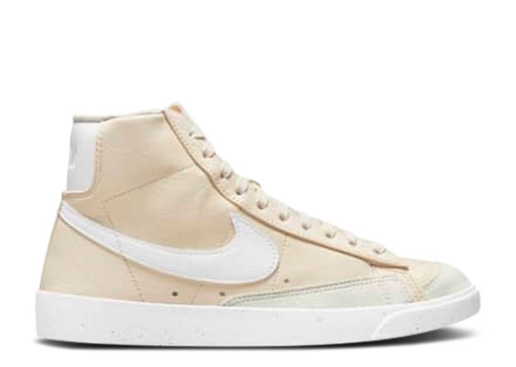 【 NIKE WMNS BLAZER MID '77 NEXT NATURE 'LIGHT OREWOOD BROWN' / LIGHT OREWOOD BROWN WHITE 】 ブレイザー ミッド 茶色 ブラウン 白色 ホワイト スニーカー レディース ナイキ