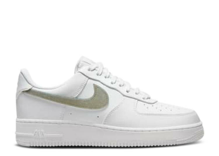 【 NIKE WMNS AIR FORCE 1 '07 ESSENTIAL 'SUMMIT WHITE DUSTY SAGE' / SUMMIT WHITE SUMMIT WHITE GREY 】 白色 ホワイト 灰色 グレー エアフォース スニーカー レディース ナイキ