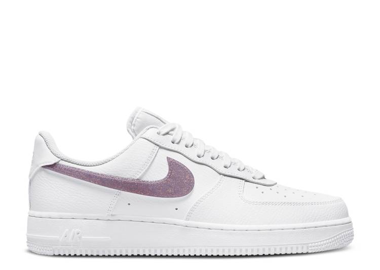 【 NIKE WMNS AIR FORCE 1 LOW 'GLITTER SWOOSH - CANYON PURPLE' / WHITE GREY FOG WHITE CANYON 】 スウッシュ スウォッシュ 白色 ホワイト 灰色 グレー エアフォース スニーカー レディース ナイキ