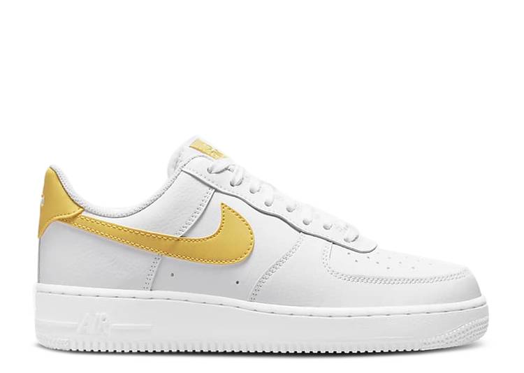 【 NIKE WMNS AIR FORCE 1 07 ATURN GOLD / WHITE SATURN GOLD WHITE WHITE 】 白色 ホワイト ゴールド エアフォース スニーカー レディース ナイキ