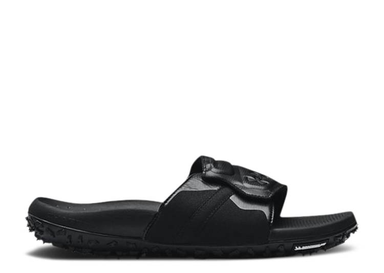 【 UNDER ARMOUR FAT TIRE SLIDES 'BLACK' / BLACK 】 黒色 ブラック アンダーアーマー スニーカー メンズ
