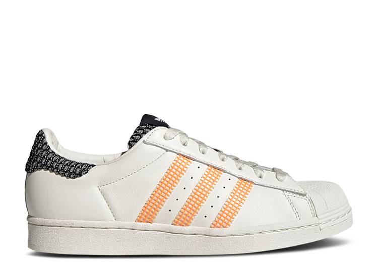 【 ADIDAS SUPERSTAR 'OFF WHITE ORANGE RUSH' / CLOUD WHITE OFF WHITE ORANGE 】 アディダス スーパースター 白色 ホワイト 橙 オレンジ スニーカー メンズ 28,046円