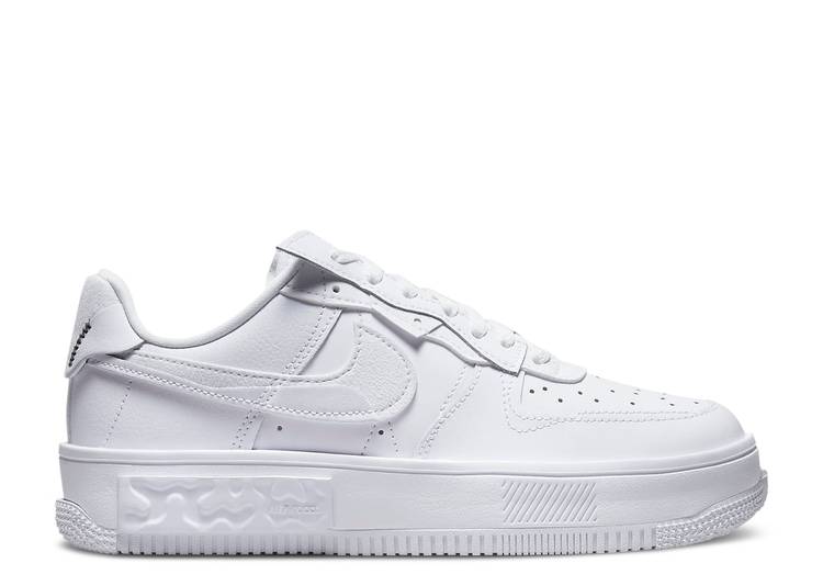 【 NIKE WMNS AIR FORCE 1 FONTANKA \u0027TRIPLE WHITE\u0027 / WHITE WHITE WHITE WHITE 】 白いこと 白いこと 空軍 スニーカー レディース ナイキ
