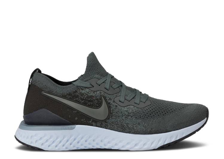 【美品】NIKE エピックリアクト 25.5 国内4月19日発売予定】 ナイキ エピック リアクト フライニット