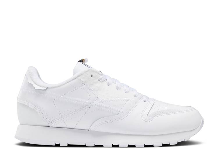 【 REEBOK MAISON MARGIELA X CLASSIC LEATHER \u0027MEMORY OF - WHITE\u0027 / FOOTWEAR WHITE BLACK FOOTWEAR 】 リーボック 古典派音楽 なめし革 白いこと 白いこと 黒いこと 黒いこと スニーカー メンズ