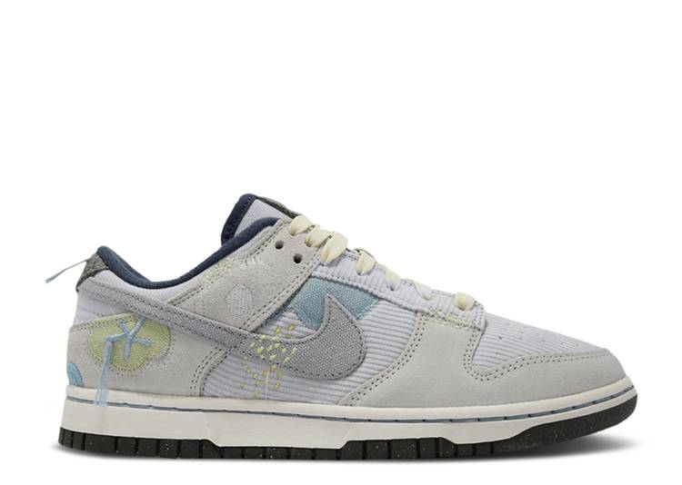 【 NIKE WMNS DUNK LOW \u0027ON THE BRIGHT SIDE - PHOTON DUST\u0027 / PHOTON DUST WOLF GREY SAIL 】 ダンク 薄墨色 薄墨色 ダンクロー スニーカー レディース ナイキ