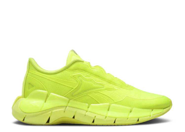 【 REEBOK VICTORIA BECKHAM X ZIG KINETICA 'SOLAR YELLOW' / SOLAR YELLOW SOLAR YELLOW SOLAR 】 リーボック ジグ 黄色 イエロー スニーカー メンズ