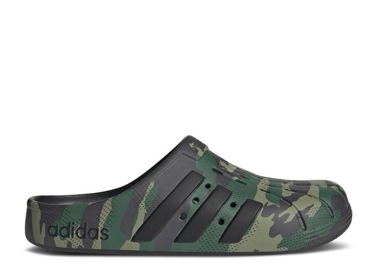 【 ADIDAS ADILETTE CLOG 'CAMO' / CORE BLACK CORE BLACK CARBON 】 アディダス アディレッタ コア 黒色 ブラック カーボン スニーカー メンズ