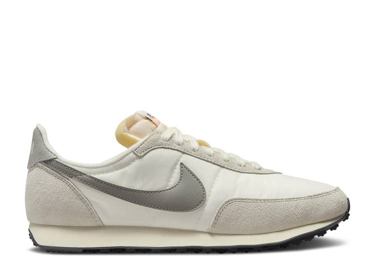 60 Off ナイキ Nike ワッフル トレーナー 灰色 グレー Sail Bone スニーカー メンズ Waffle Trainer 2 Se Light Sail Bone Coconut Milk Medium Grey