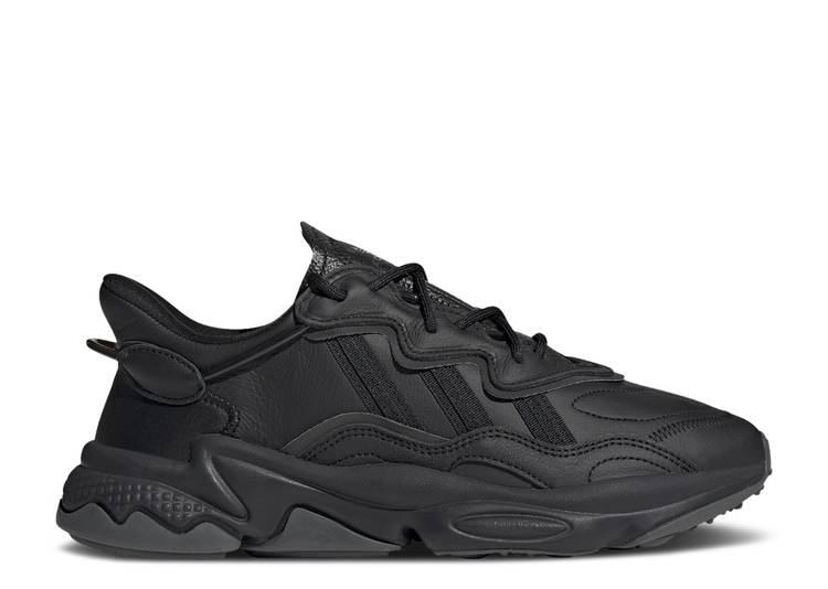 【 ADIDAS OZWEEGO CORE BLACK / CORE BLACK DARK SOLID GREEN CORE 】 アディダス コア 黒色 ブラック ソリッド 緑 グリーン スニーカー メンズ
