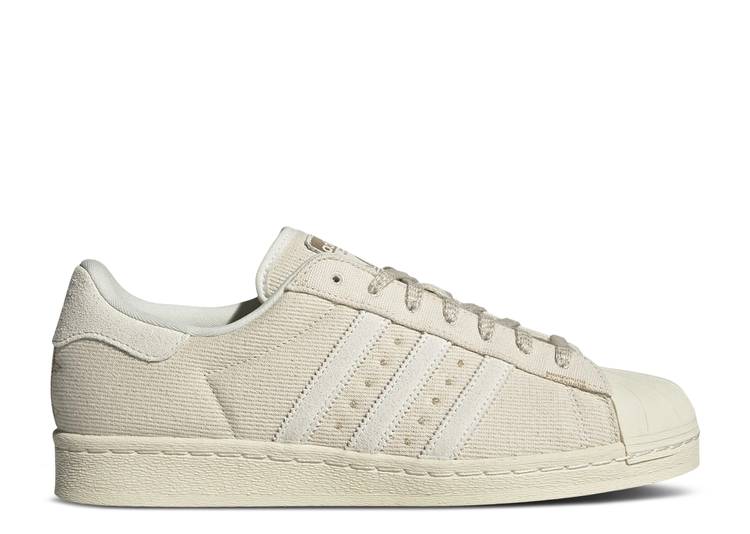 【 ADIDAS SUPERSTAR 82 \u0027NON DYED\u0027 / NON DYED CLOUD WHITE CLOUD WHITE 】 アディダス はやりっ子 白いこと 白いこと スニーカー メンズ