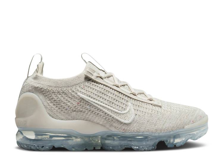 【 NIKE WMNS AIR VAPORMAX 2021 FLYKNIT 'PHANTOM METALLIC SILVER' / PHANTOM SUMMIT WHITE METALLIC 】 フライニット 白色 ホワイト エアヴェイパーマックス スニーカー レディース ナイキ