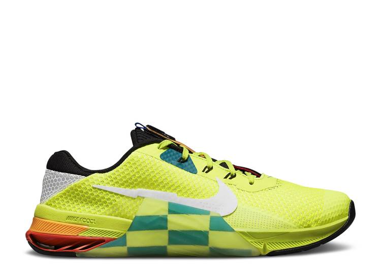 【 NIKE METCON 7 AMP 'VOLT BRIGHT SPRUCE CHECKERED' / VOLT BLACK BRIGHT SPRUCE WHITE 】 アンプ 黒色 ブラック 白色 ホワイト スニーカー メンズ ナイキ｜スニケス