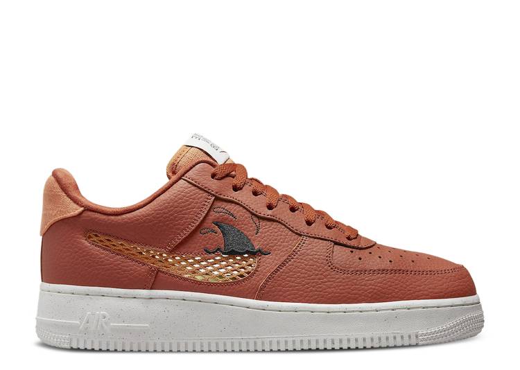 【 NIKE AIR FORCE 1 LOW 07 LV8 NEXT NATURE UN CLUB - SHARK FIN / BURNT SUNRISE HOT CURRY BLACK 】 クラブ カリー 黒色 ブラック エアフォース スニーカー メンズ ナイキ