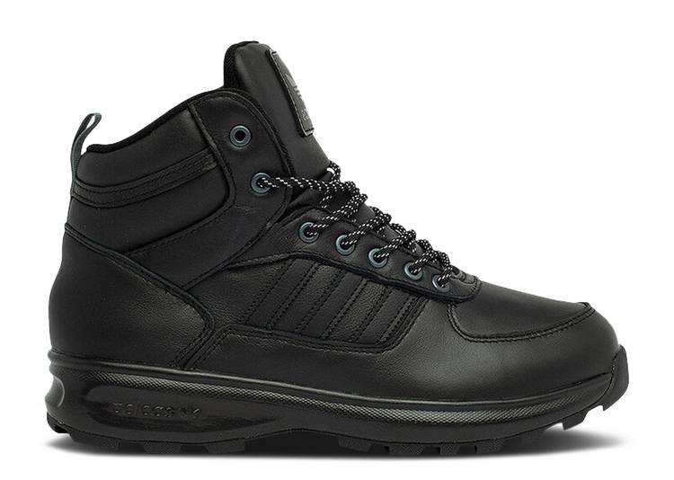 【 ADIDAS CHASKER BOOT 'TRIPLE BLACK' / CORE BLACK CORE BLACK CORE BLACK 】 アディダス ブーツ コア 黒色 ブラック スニーカー メンズ