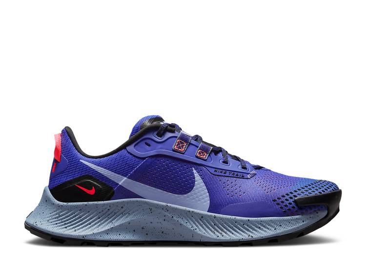 【 NIKE WMNS PEGASUS TRAIL 3 'LAPIS LIGHT THISTLE' / LAPIS BLACK FLASH CRIMSON LIGHT 】 ペガサス 黒色 ブラック クリムゾン スニーカー レディース ナイキ｜スニケス