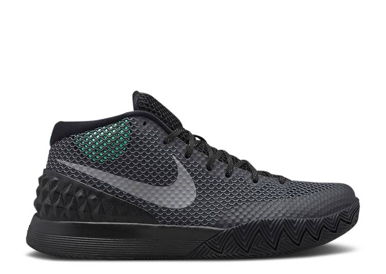 【 NIKE KYRIE 1 EP 'DRIVE WAY' / BLACK REFLECT SILVER DARK GREY 】 カイリー 黒色 ブラック 銀色 シルバー 灰色 グレー スニーカー メンズ ナイキ
