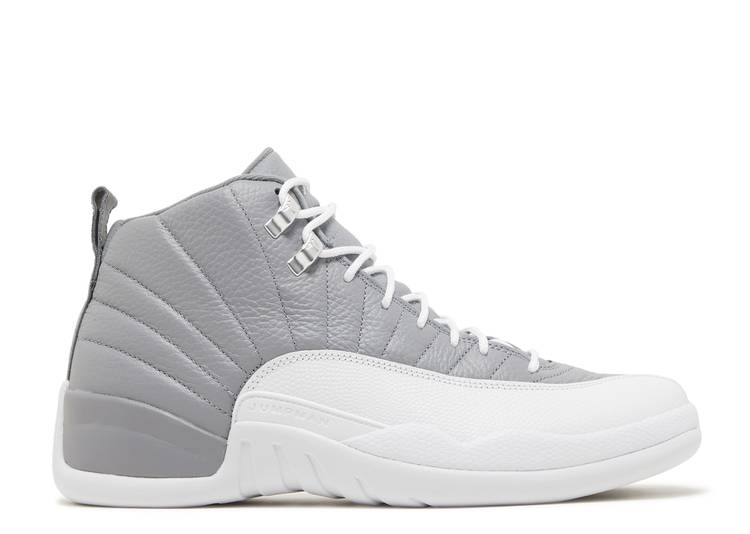 【 AIR JORDAN JORDAN 12 RETRO \u0027STEALTH\u0027 / 8 20 22 】 ナイキ エアジョーダン スニーカー メンズ