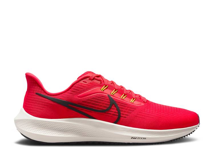 【 NIKE AIR ZOOM PEGASUS 39 IREN RED / SIREN RED RED CLAY PHANTOM BLACK 】 ズーム ペガサス 赤 レッド 黒色 ブラック ズームペガサス スニーカー メンズ ナイキ