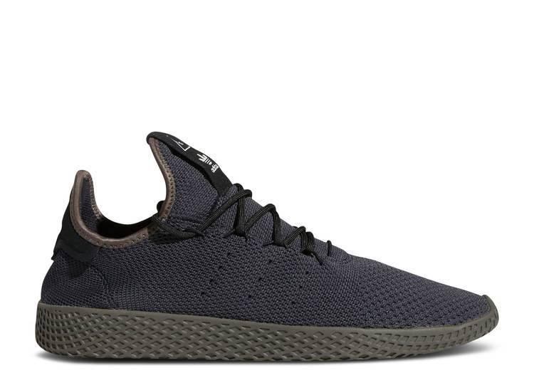 【 ADIDAS PHARRELL WILLIAMS X TENNIS HU 'CINDER BLACK' / CINDER CORE BLACK CUSTOMIZED 】 アディダス テニス コア 黒色 ブラック スニーカー メンズ｜スニケス 28,908円