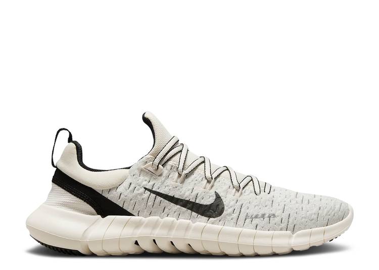 【 NIKE FREE RUN 5.0 'PHANTOM SAIL' / PHANTOM SAIL BLACK 】 フリー ラン 黒色 ブラック スニーカー メンズ ナイキ 22,875円