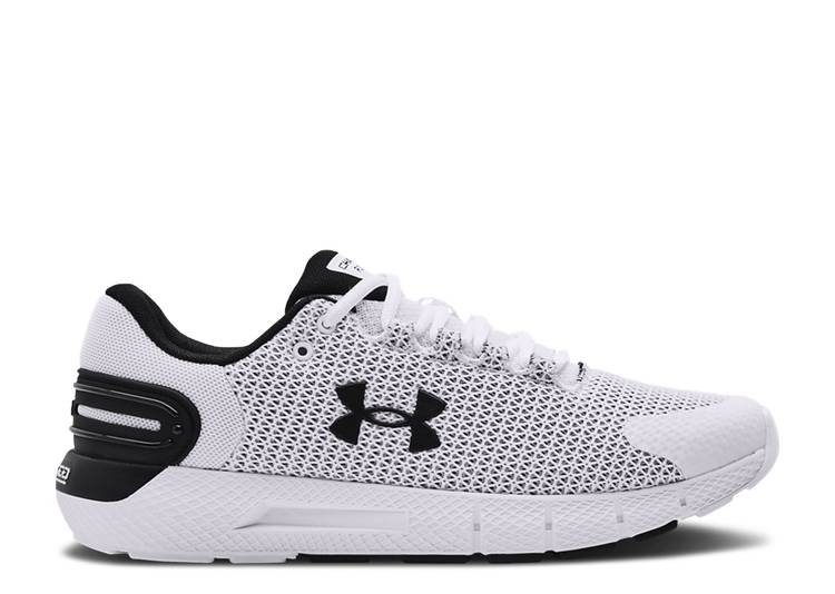【 UNDER ARMOUR CHARGED ROGUE 2.5 \u0027WHITE BLACK\u0027 / WHITE BLACK 】 白いこと 白いこと 黒いこと 黒いこと アンダーアーマー スニーカー メンズ