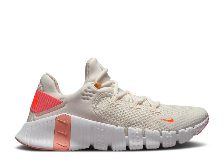 【 NIKE WMNS FREE METCON 4 'SAIL TOTAL ORANGE' / SAIL CRIMSON BLISS PEARL WHITE 】 フリー クリムゾン パール 白色 ホワイト スニーカー レディース ナイキ