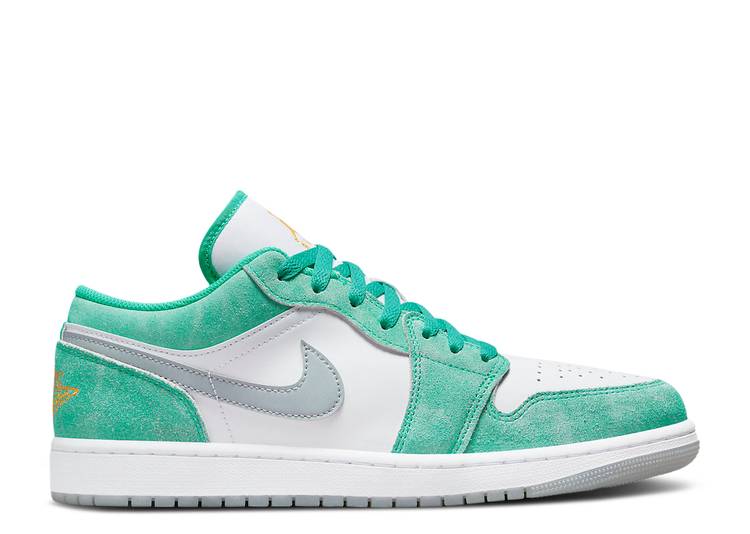 【 AIR JORDAN JORDAN 1 LOW \u0027NEW EMERALD\u0027 / NEW EMERALD WHITE LIGHT STEEL 】 ナイキ 白いこと 白いこと しろがね色 スチール写真 エアジョーダン スニーカー メンズ