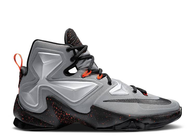【 NIKE LEBRON 13 'RUBBER CITY' / METALLIC SILVER ENERGY HYPER 】 レブロン サーティーン 銀色 シルバー エナジー スニーカー メンズ ナイキ