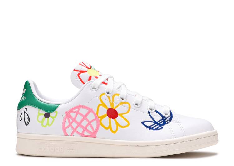 【 ADIDAS WMNS STAN SMITH 'LARGE DOODLES' / CLOUD WHITE GREEN CHALK WHITE 】 アディダス 白色 ホワイト 緑 グリーン スタンスミス スニーカー レディース｜スニケス