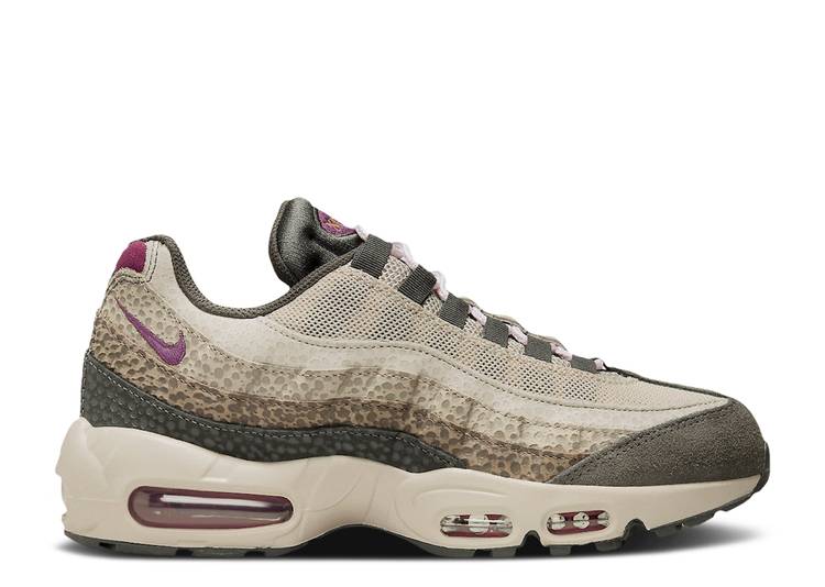 【 NIKE WMNS AIR MAX 95 \u0027VIOTECH\u0027 / ANTHRACITE VIOTECH IRONSTONE 】 マックス 大気圏マックス スニーカー レディース ナイキ