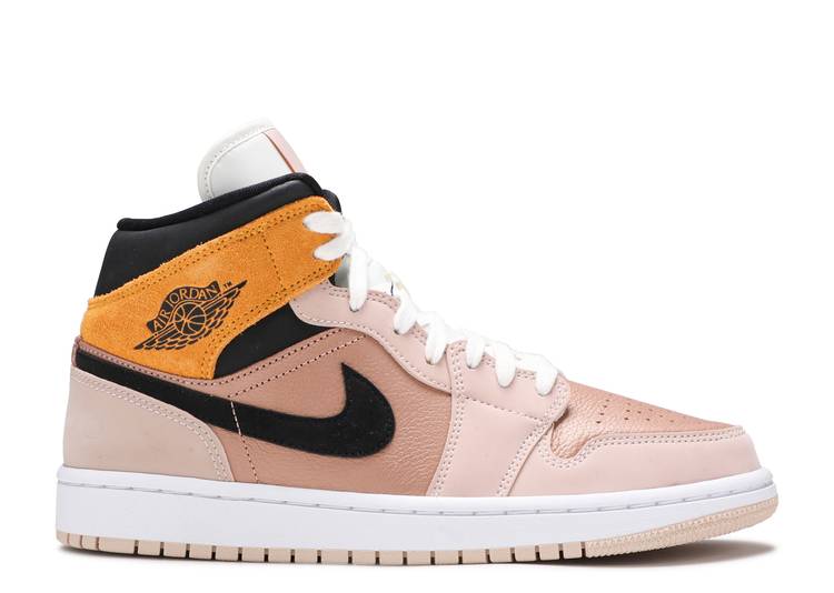 【 AIR JORDAN WMNS JORDAN 1 MID SE \u0027PARTICLE BEIGE\u0027 / PARTICLE BEIGE METALLIC RED 】 ナイキ ミッド ベージュ 赤 赤いこと エアジョーダン スニーカー レディース