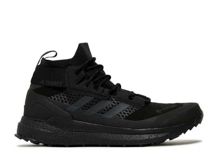 【 ADIDAS TERREX FREE HIKER GTX 'BLACK CARBON' / CORE BLACK CARBON CORE BLACK 】 アディダス フリー コア 黒色 ブラック カーボン スニーカー メンズ
