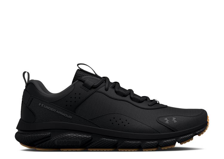 【 UNDER ARMOUR CHARGED VERSSERT 'BLACK GUM' / BLACK 】 黒色 ブラック アンダーアーマー スニーカー メンズ｜スニケス