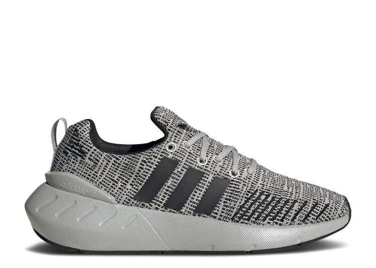 【 ADIDAS SWIFT RUN 22 J 'GREY BLACK' / GREY TWO CORE BLACK GREY TWO 】 アディダス ラン 灰色 グレー コア 黒色 ブラック ジュニア キッズ ベビー マタニティ スニーカー 18,300円