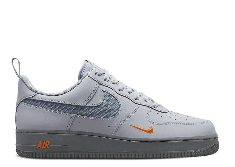 【 NIKE AIR FORCE 1 '07 'WOLF GREY KUMQUAT' / WOLF GREY COOL GREY KUMQUAT 】 灰色 グレー クール エアフォース スニーカー メンズ ナイキ