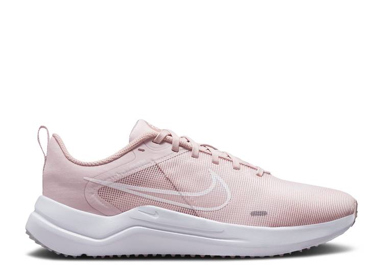 【 NIKE WMNS DOWNSHIFTER 12 'BARELY ROSE PINK OXFORD' / BARELY ROSE PINK OXFORD WHITE 】 ローズ ピンク オックスフォード 白色 ホワイト スニーカー レディース ナイキ