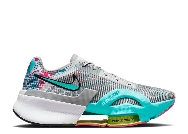 【 NIKE WMNS AIR ZOOM SUPERREP 3 \u0027GRAFFITI GRAPHICS\u0027 / LIGHT SMOKE GREY PHOTON DUST 】 望遠レンズ 薄墨色 薄墨色 スニーカー レディース ナイキ