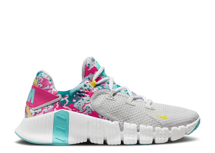 【 NIKE WMNS FREE METCON 4 'GRAFFITI GRAPHICS' / PHOTON DUST DYNAMIC TURQUOISE 】 フリー ダイナミック スニーカー レディース ナイキ