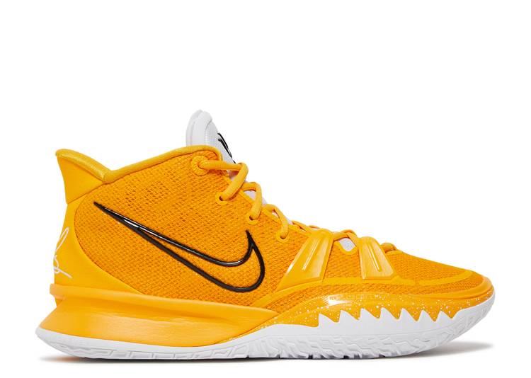 【 NIKE KYRIE 7 結核症 \u0027UNIVERSITY GOLD\u0027 / UNIVERSITY GOLD BLACK 】 カイリー ゴールド 黒いこと 黒いこと スニーカー メンズ ナイキ