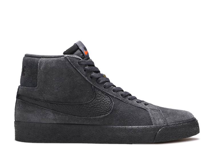 【 NIKE ZOOM BLAZER MID ISO SB 'ORANGE LABEL - DARK SMOKE GREY' / DARK SMOKE GREY BLACK DARK SMOKE 】 ズーム ブレイザー ミッド エスビー 灰色 グレー 黒色 ブラック スニーカー メンズ ナイキ