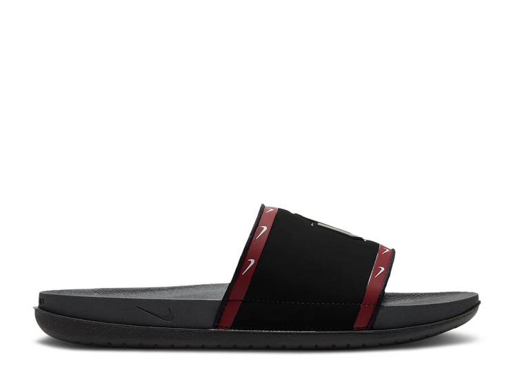 【 NIKE OFFCOURT SLIDE \u0027OKLAHOMA\u0027 / BLACK TEAM CRIMSON WHITE 】 サンダル 黒いこと 黒いこと 野球クラブ クリムゾン 白いこと 白いこと スニーカー メンズ ナイキ