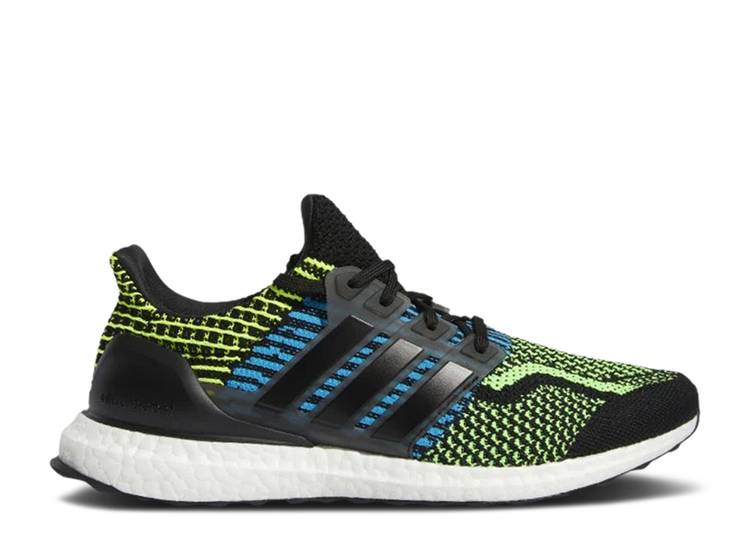 【 ADIDAS ULTRABOOST 5.0 DNA 'BLACK TEAM SOLAR GREEN' / CORE BLACK TEAM SOLAR GREEN TEAM 】 アディダス チーム コア 黒色 ブラック 緑 グリーン スニーカー メンズ