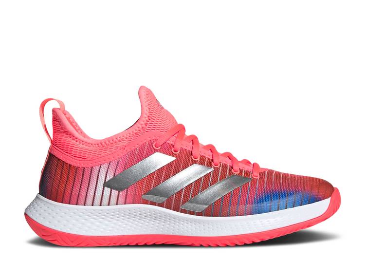 【 ADIDAS WMNS DEFIANT GENERATION 'TURBO SILVER METALLIC' / TURBO SILVER METALLIC CLOUD 】 アディダス 銀色 シルバー ターボ スニーカー レディース