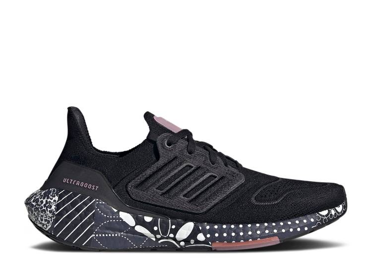 【 ADIDAS WMNS ULTRABOOST 22 'BLACK MANDALA' / CORE BLACK CORE BLACK MAGIC 】 アディダス コア 黒色 ブラック マジック スニーカー レディース