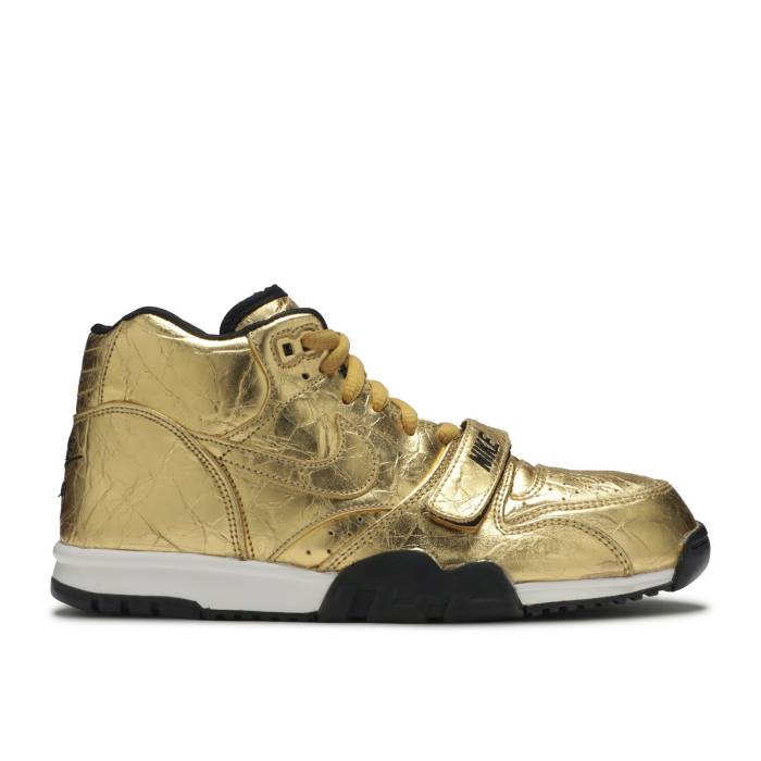 ナイキ Nike 【 Air Trainer 1 Prm Qs \u0027Superbowl\u0027 Men Metallic Gold/Metallic Gold-Black 】 調教師 メンズ ゴールド