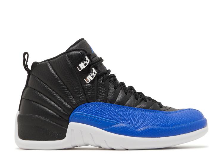 【 AIR JORDAN WMNS JORDAN 12 RETRO 'HYPER ROYAL' / BLACK METALLIC SILVER WHITE 】 ナイキ 黒色 ブラック 銀色 シルバー 白色 ホワイト エアジョーダン スニーカー レディース 29,575円