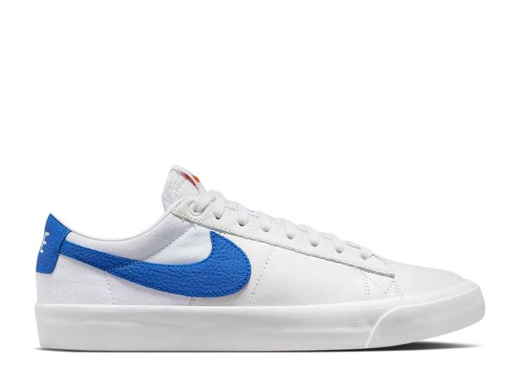 【 NIKE ZOOM BLAZER LOW PRO GT ISO SB WHITE ROYAL / WHITE VARSITY ROYAL WHITE 】 ズーム ブレイザー プロ エスビー 白色 ホワイト スニーカー メンズ ナイキ